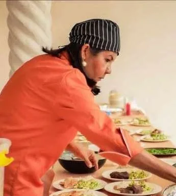 Chef emplatando