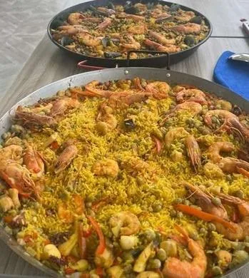 Paella preparada para evento