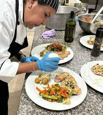 Plato balanceado de alimentación corporativa